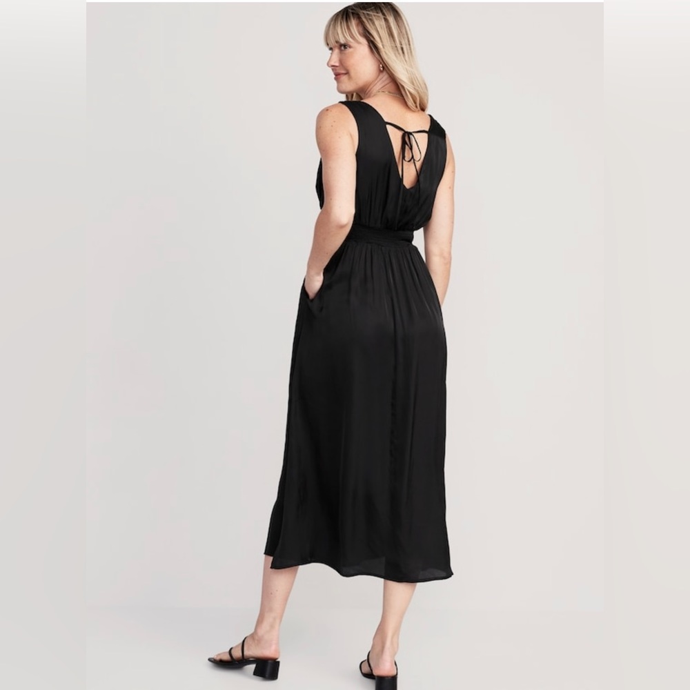 NWT! Black Waist-Defined Tie-Back Satin Maxi Dress - Multiple Sizes 💛 - Picture 2 of 7